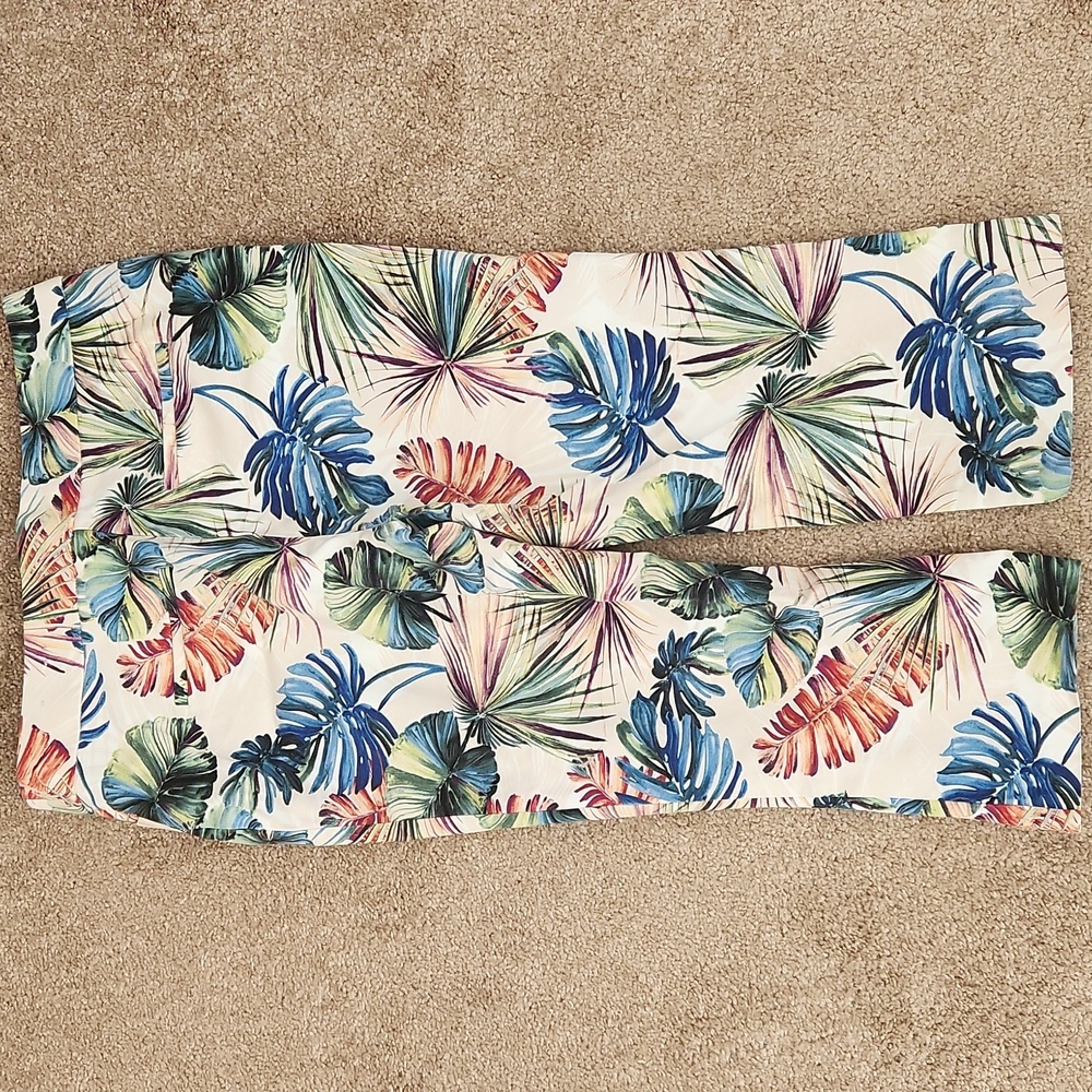 Chicos Tropical Palm Capri Pants 0 (US 4) - Picture 3 of 4